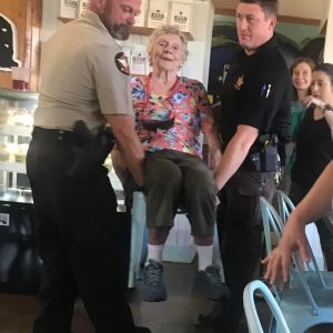 RCSO Deputies Extend a Helping Hand: A Touching Display of Service and Compassion